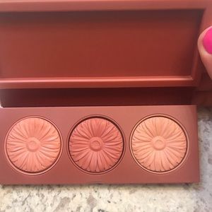 Clinique Makeup - Clinique blush trio Clinique Makeup - Clinique blush trio